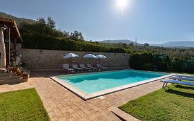 Agriturismo Monte Cologna